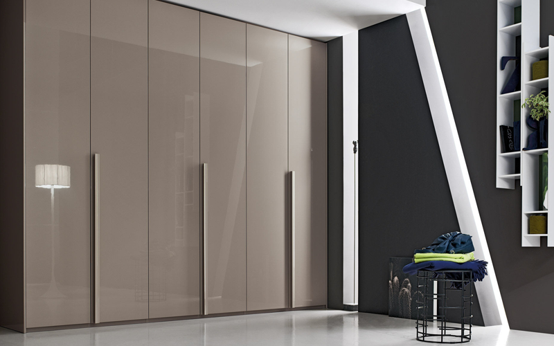 High Gloss Mica Almirah